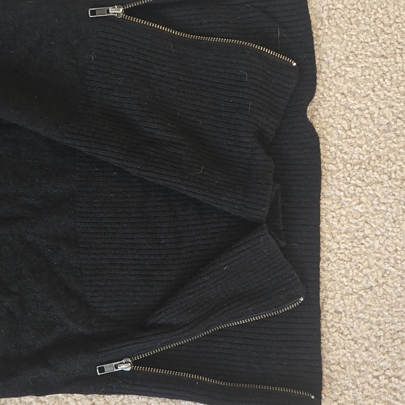 Saks Cashmere Turtleneck Sweater Size XS Black - Picture 13 of 13